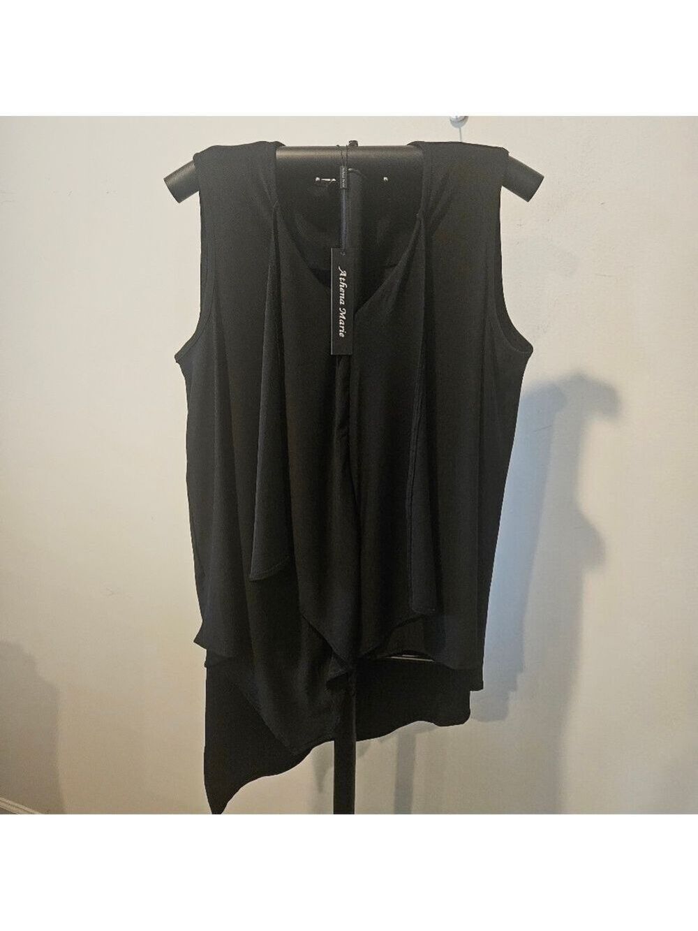 NWT Athena Marie Women's Black Handkerchief Hi-low Hem Blouse, MSRP $88, L